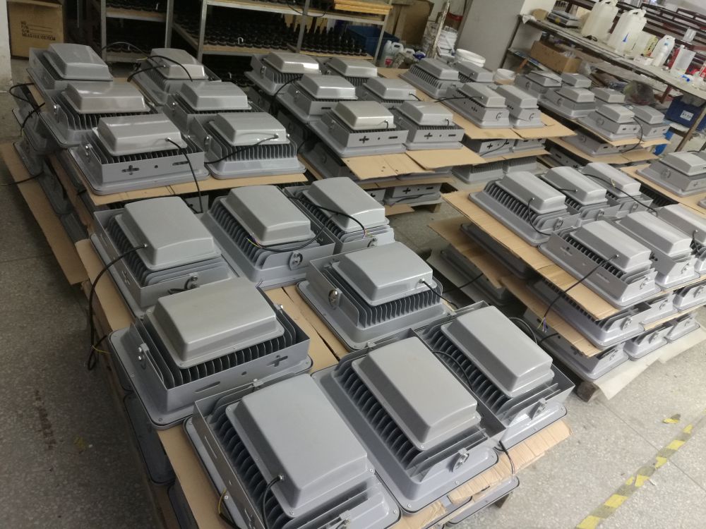 led̫����·�Ƶ��ص㼰���������ʲô